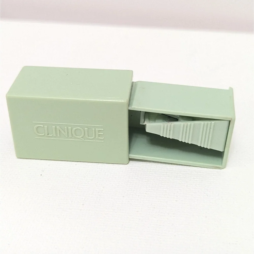 Vintage Clinique Eye And Lip Pencil Sharpener Green Box For Shavings Travel